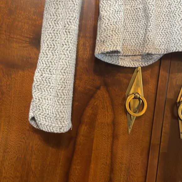 I.N. San Francisco Girls/Juniors Size Large casual gray long sleeve sweater - Picture 8 of 9